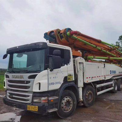 33T ha utilizzato la pompa per calcestruzzo del camion, camion ZLJ5293THB125-37 della pompa del cemento dei 37 tester
