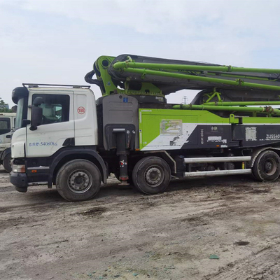 Il macchinario di Zoomlion ha utilizzato il camion della pompa per calcestruzzo, pompa per calcestruzzo montata camion di 56m