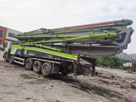 Il camion della pompa per calcestruzzo di Putzmeister della seconda mano ha usato 62 metri 600 L